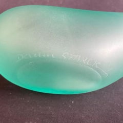 Jarrón Cocoon "Toute Petite Étrangeté" de Philippe Starck para Daum, Francia, años 80
