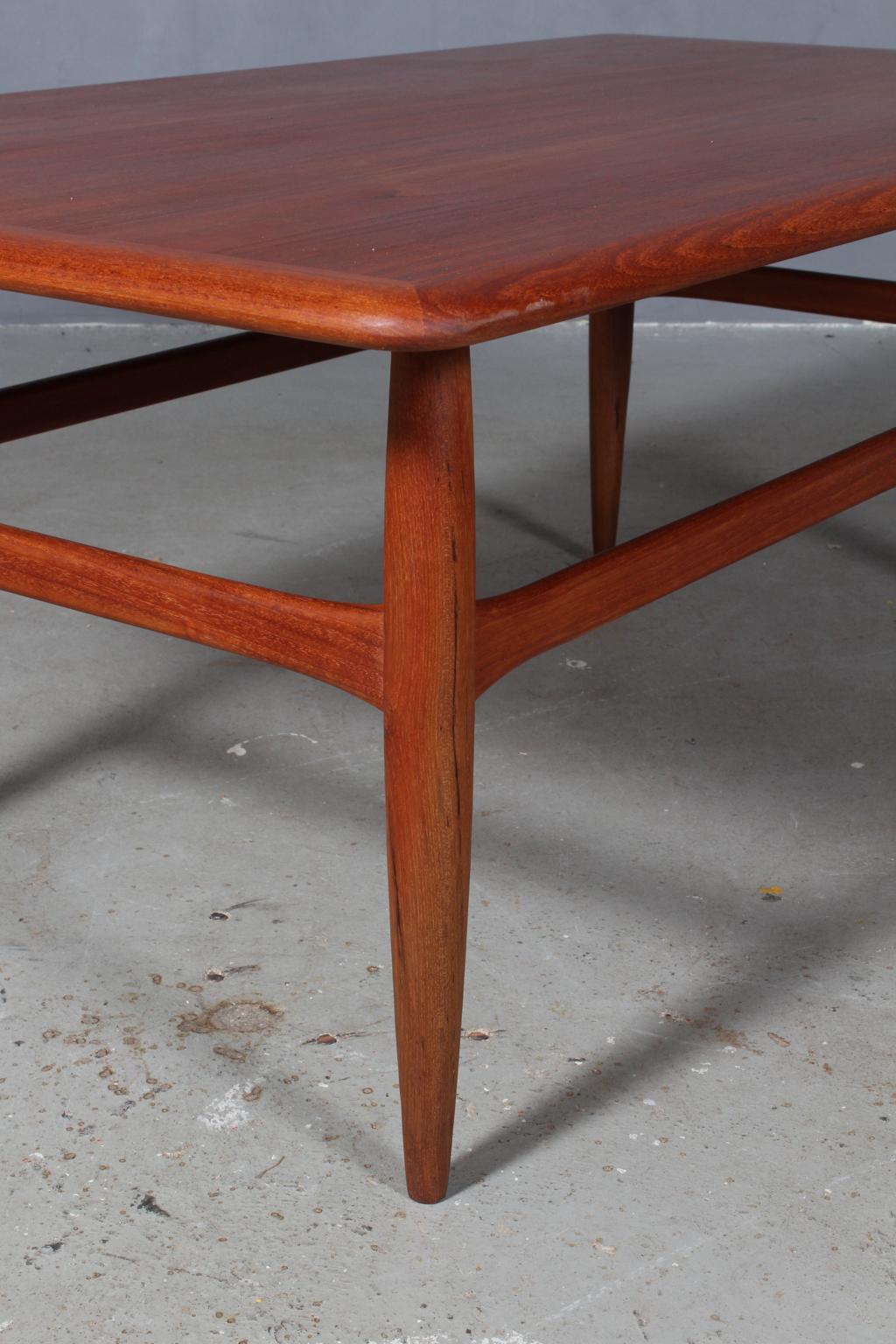 Swedish Tove & Edvard Kindt-Larsen, Coffee / Sofa Table