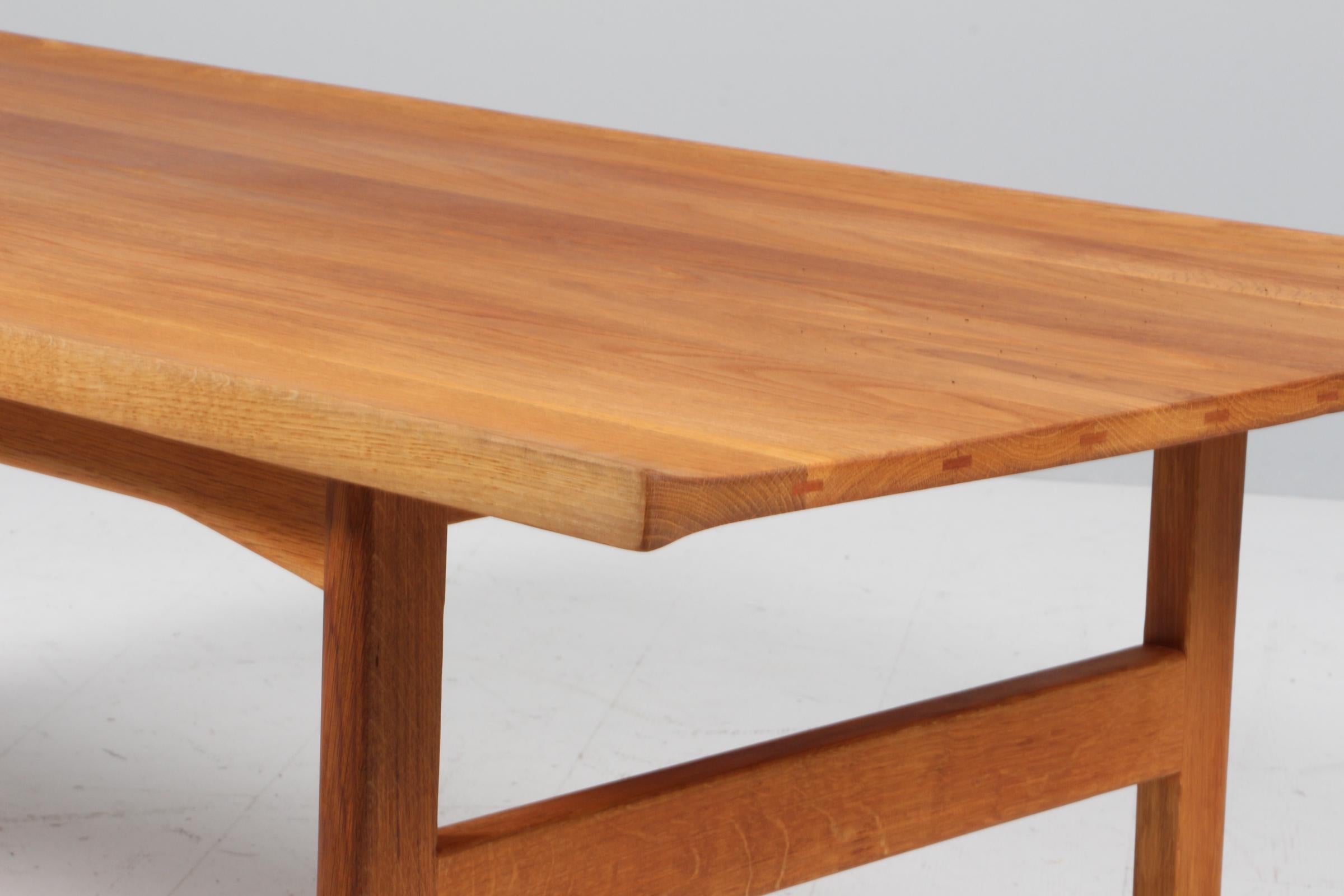 Oak Tove & Edvard Kindt Larsen, Coffee / Sofa Table For Sale