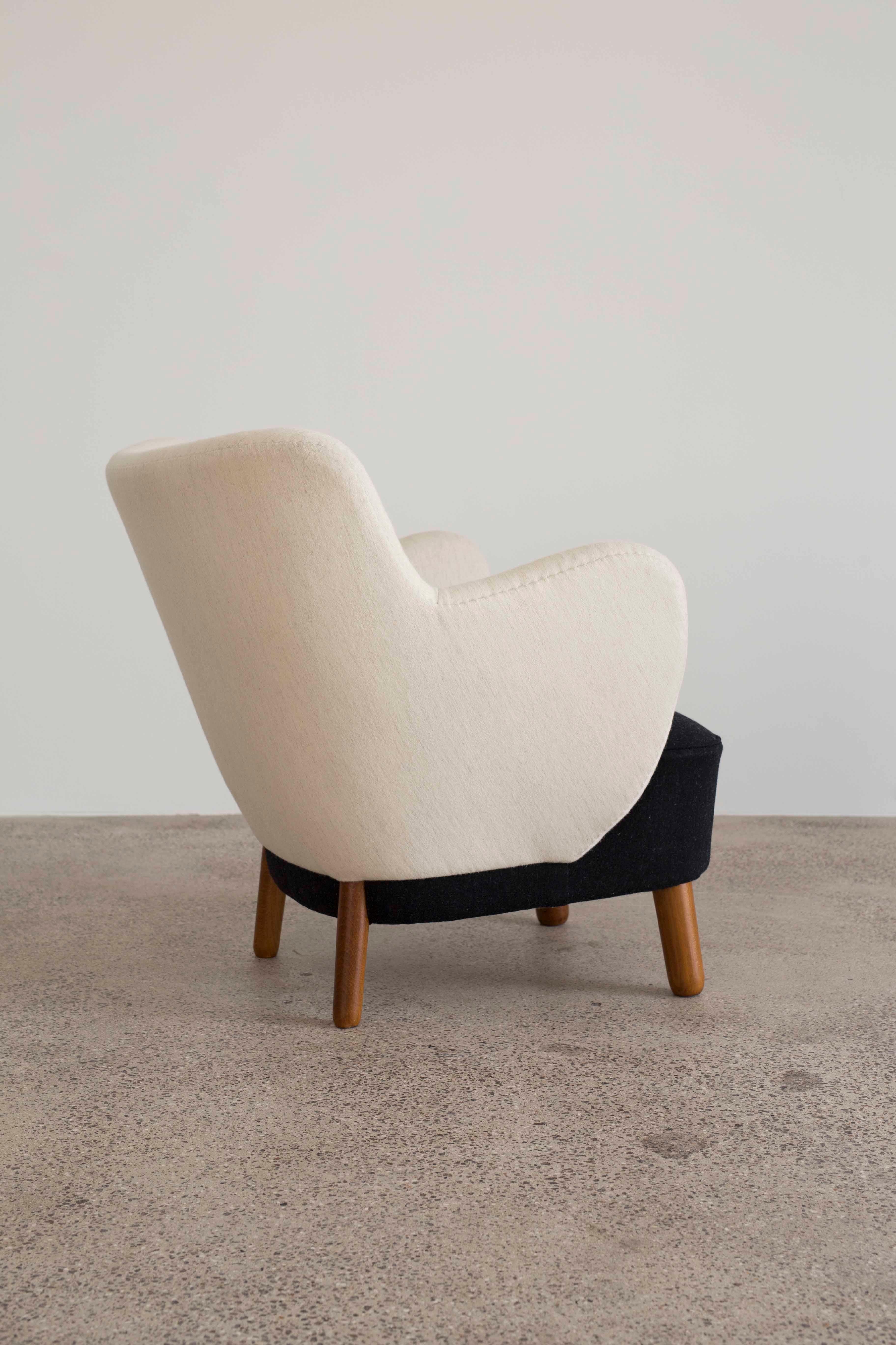 Scandinavian Modern Tove & Edvard Kindt Larsen Easy Chair, 1938 for Gustav Bertelsen