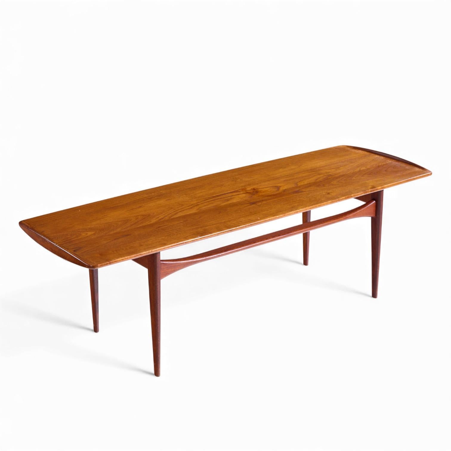 Tove & Edvard Kindt-Larsen for France & Daverkosen Danish Teak Coffee Table en vente 2