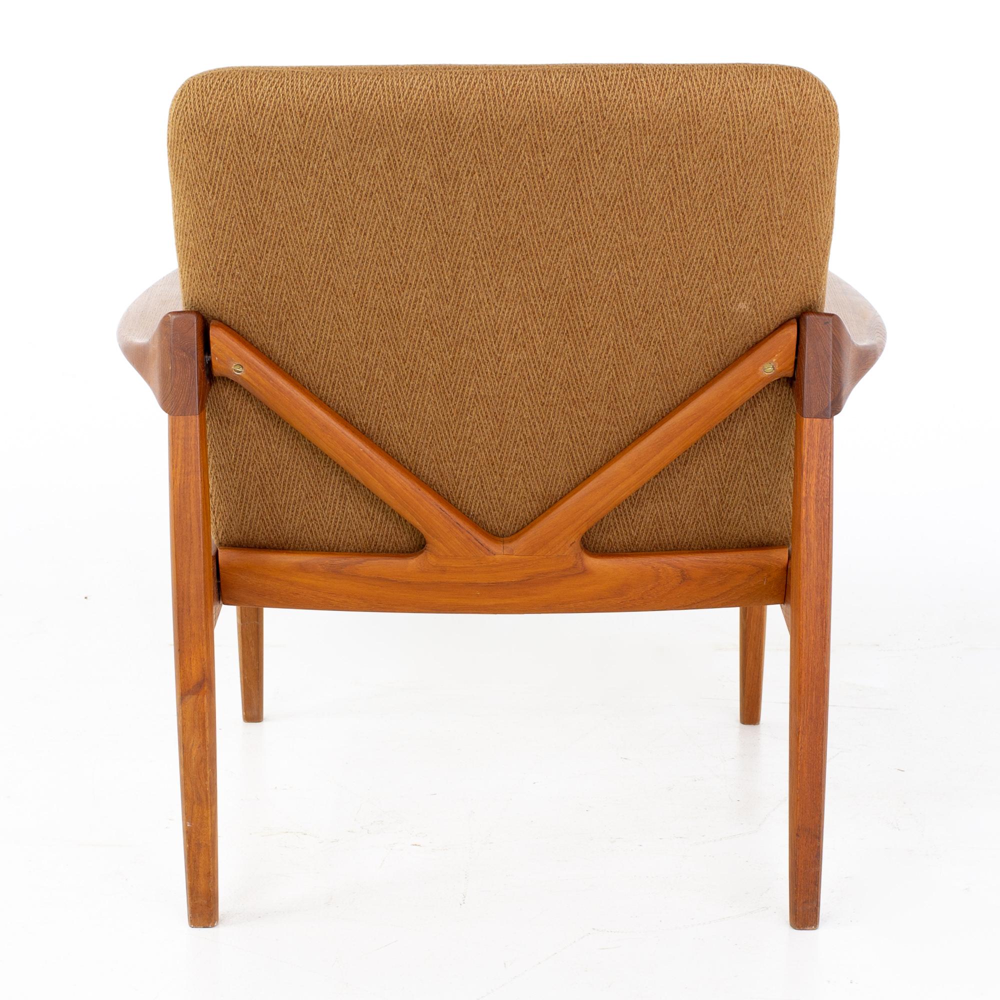 Tove Edvard Kindt-Larsen for John Stuart France MCM Danish Teak Lounge Chairs 6