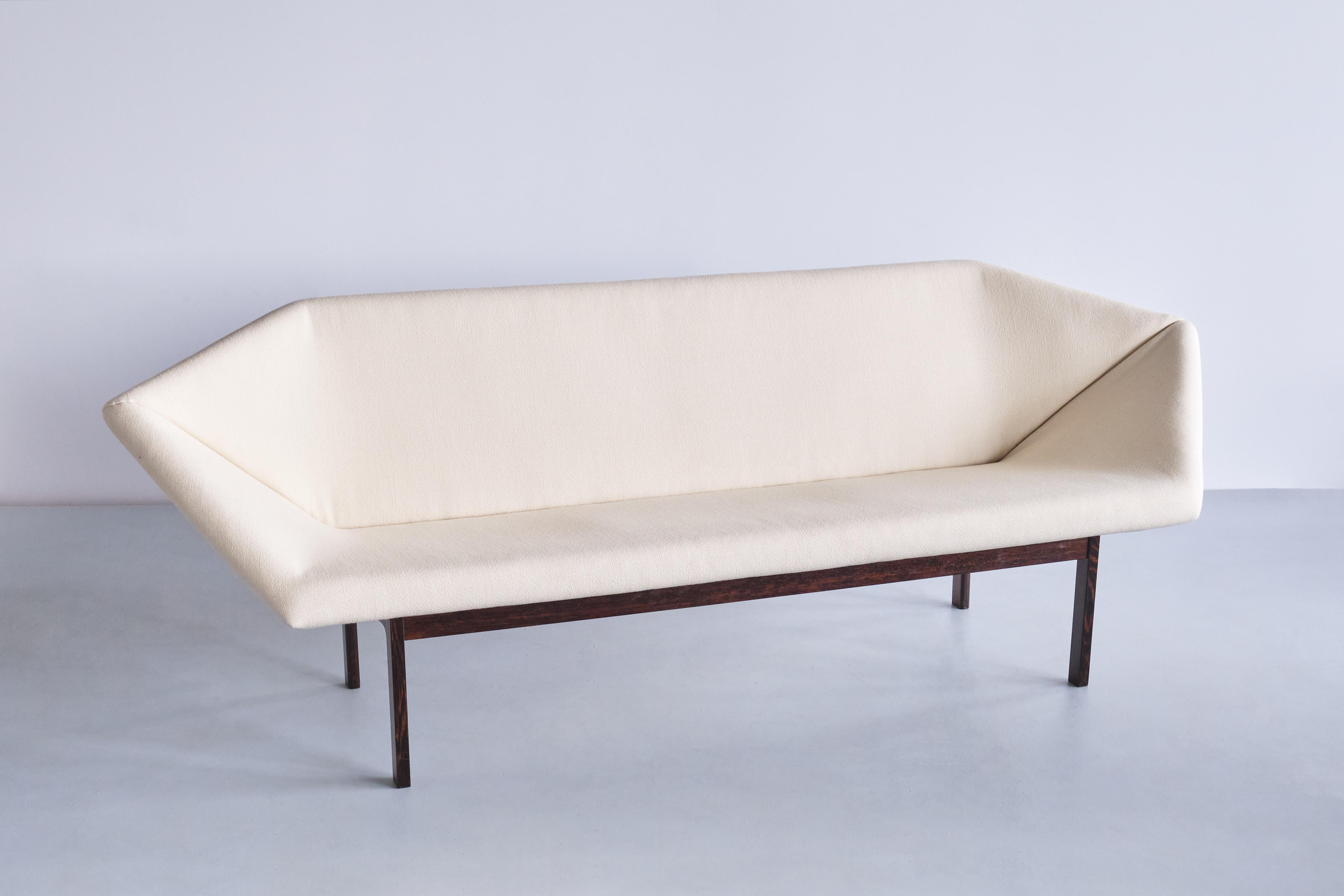 Danois Tove & Edvard Kindt-Larsen Prisma Sofa, Ludvig Pontoppidan, Danemark, 1963 en vente