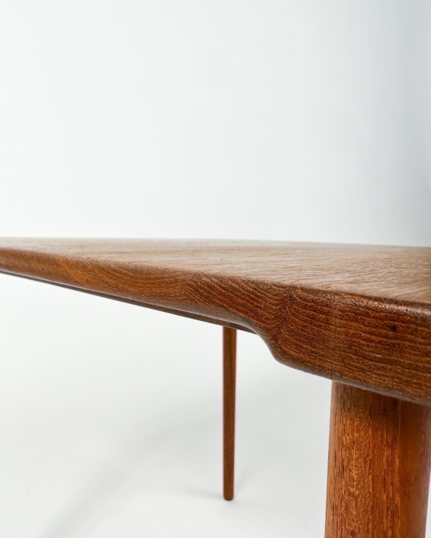 Tove & Edvard Kindt-Larsen Table d'appoint Teck France & Son Danemark Années 50 Table de canapé en vente 3