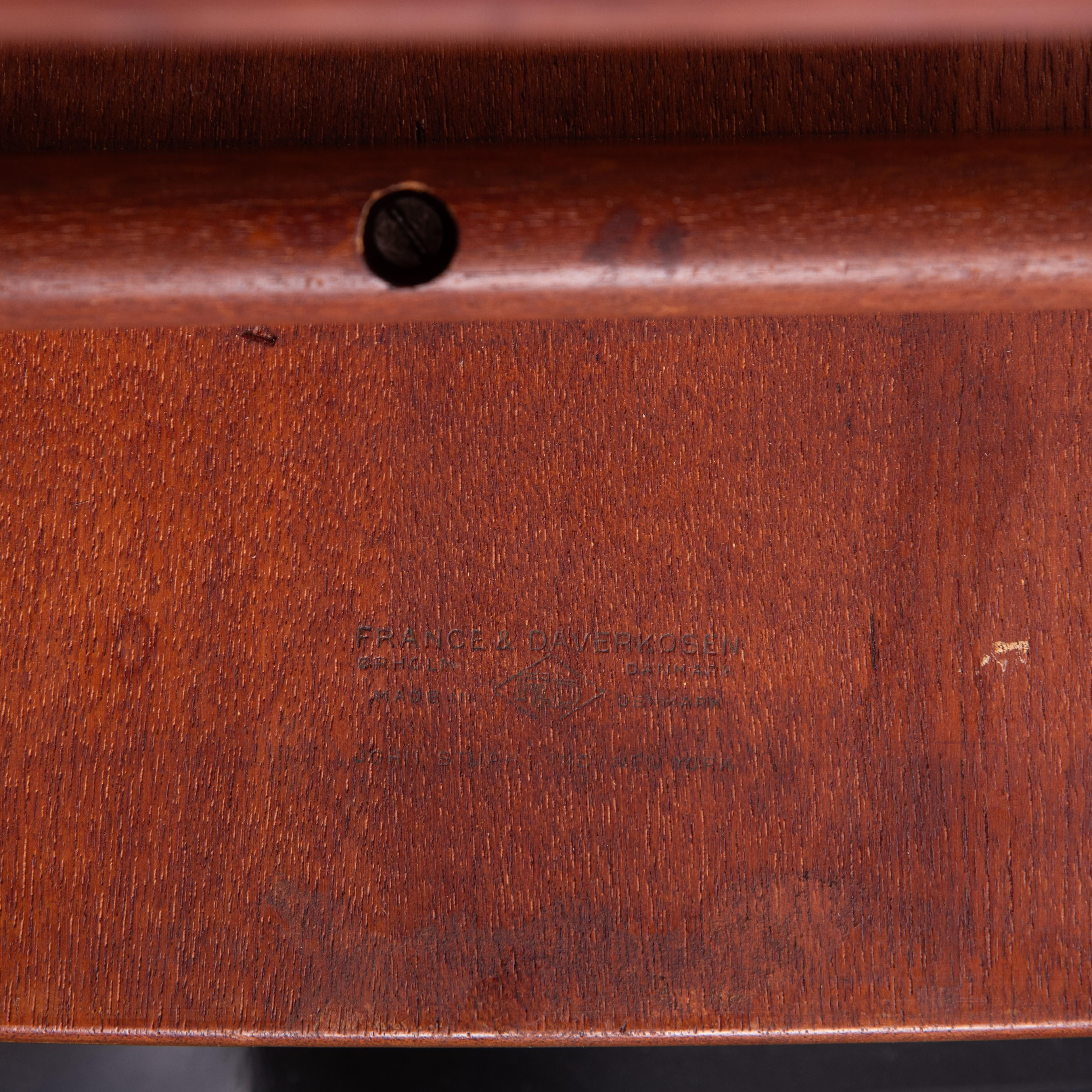 Tove & Edvard Kindt-Larsen Teak Beistelltisch Dänemark Dänisch Teak Frankreich & Daverkos im Angebot 9
