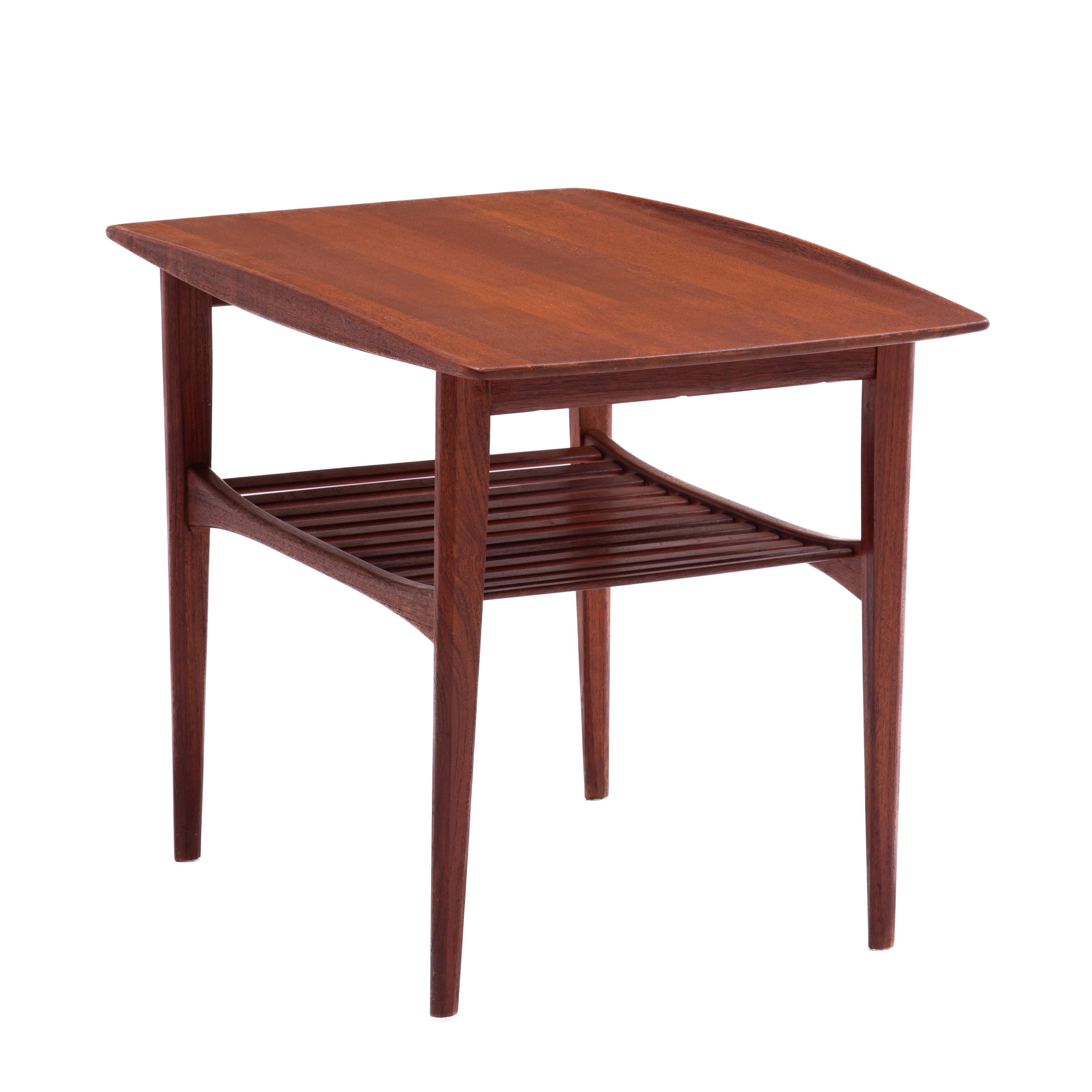 Tove & Edvard Kindt-Larsen Teak Beistelltisch Dänemark Dänisch Teak Frankreich & Daverkos (Skandinavische Moderne) im Angebot