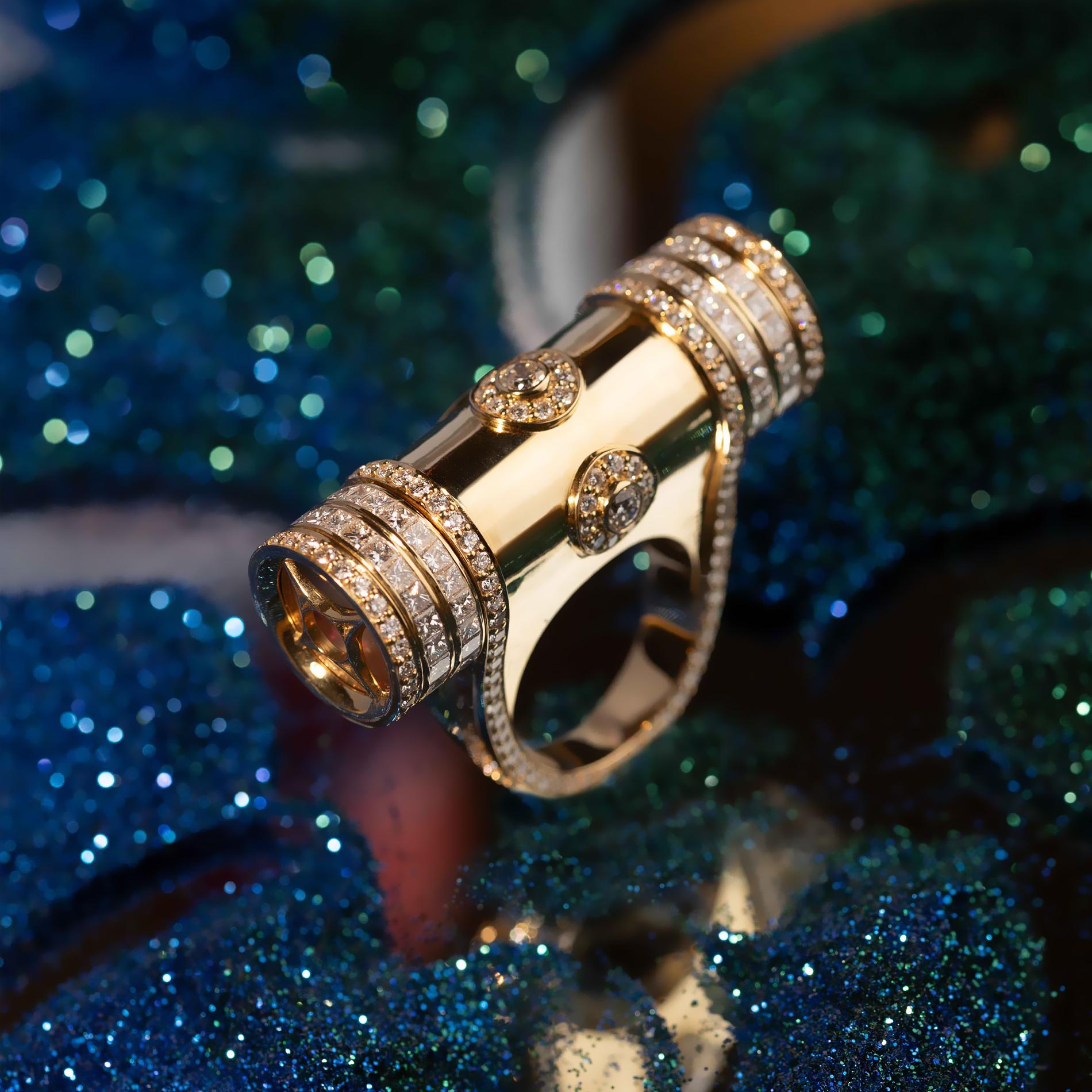 in vendita:  Anello Caleidoscopio Verso le Stelle 4