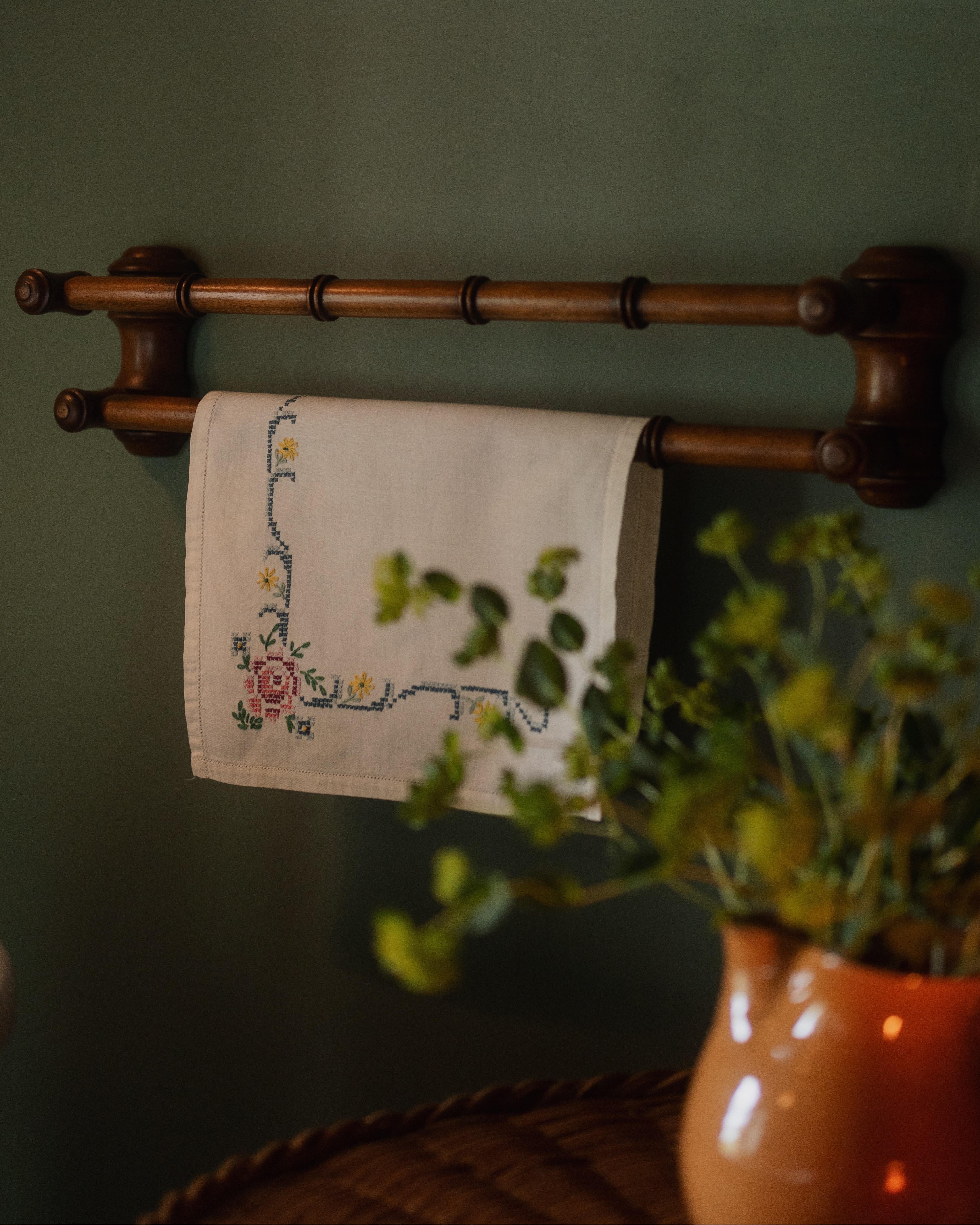 Towel Rail, Faux-Bamboo, Dark Mahogany Wood In New Condition For Sale In London, GB