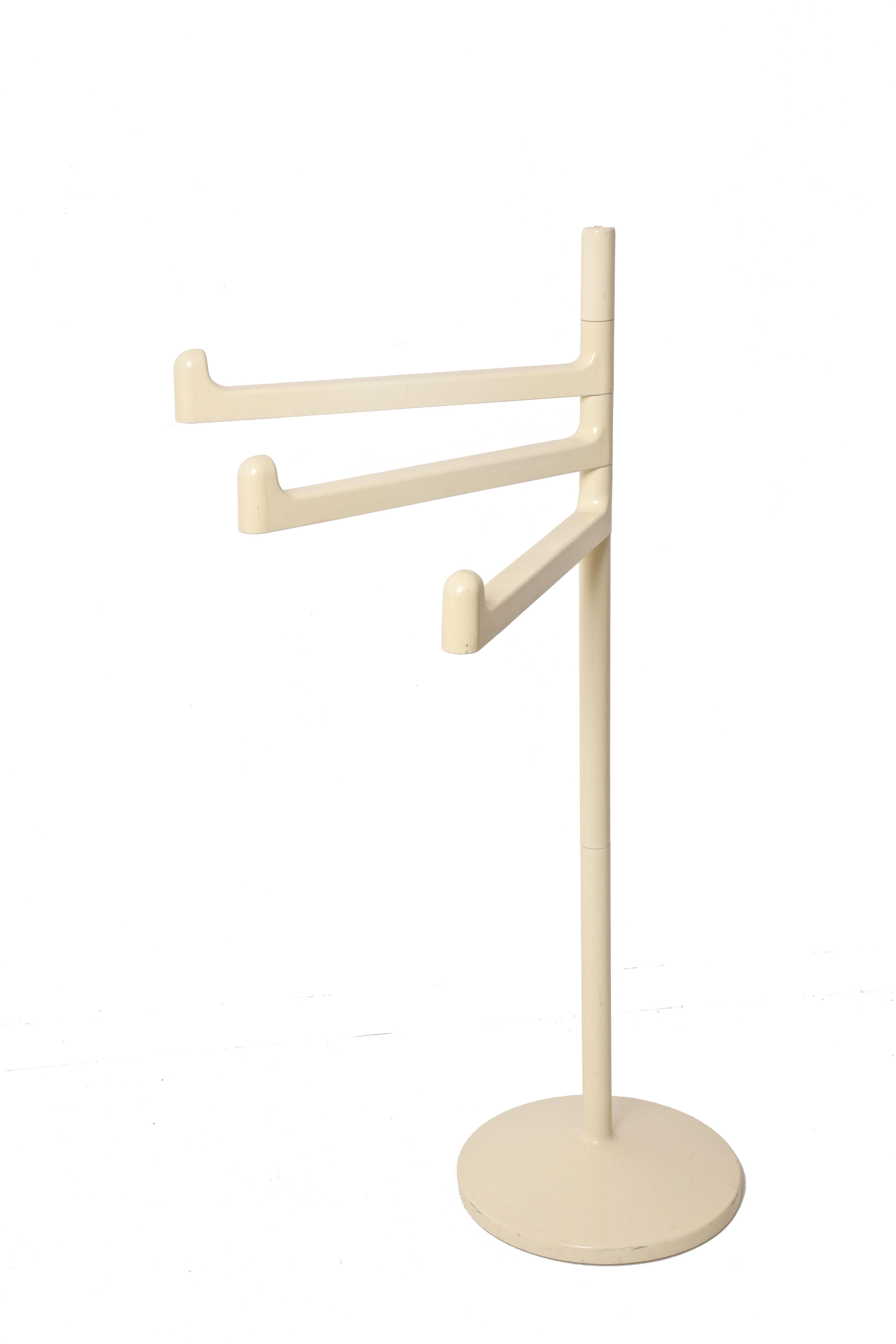 Porte-serviettes:: porte-manteau blanc italien des années 1960 par Makio Hasuike Bon état à Roma, IT