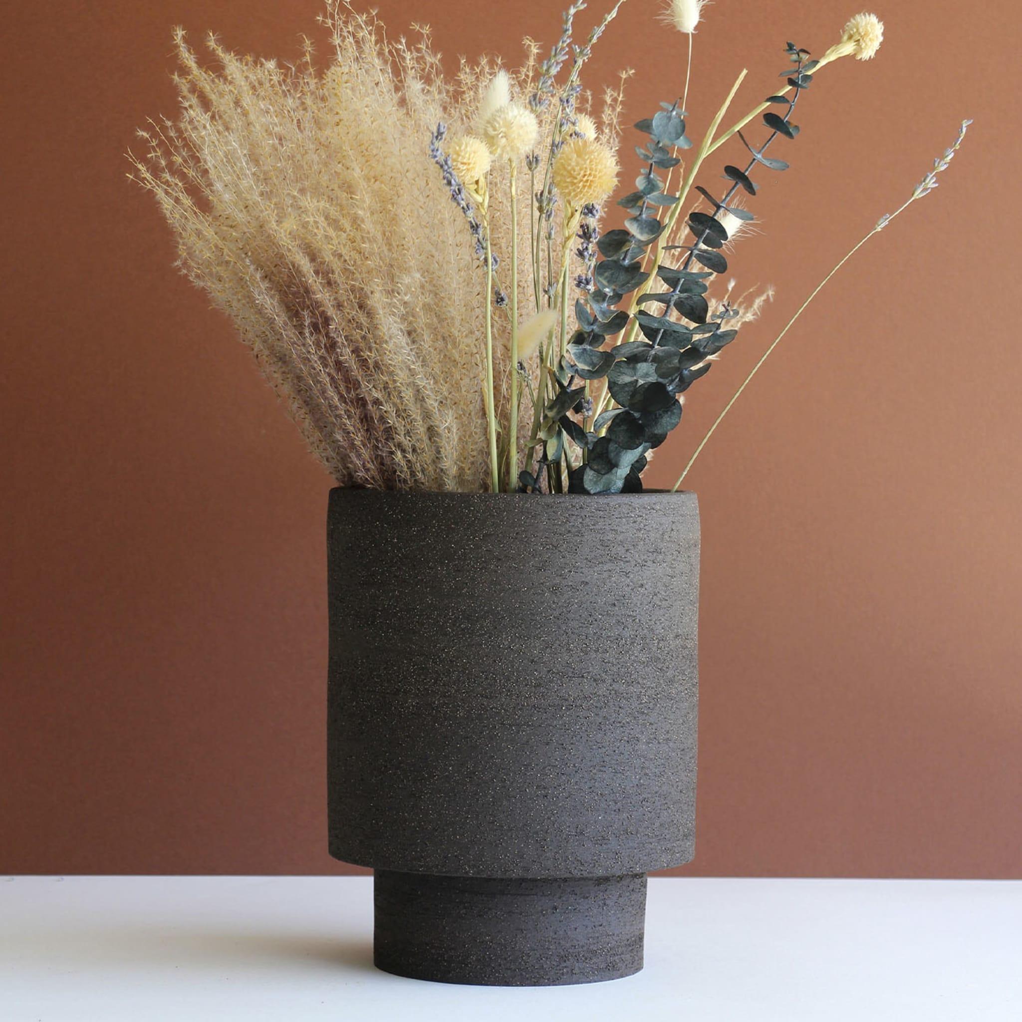 Tower-Like Carbon-Black Decorative Vase For Sale 1