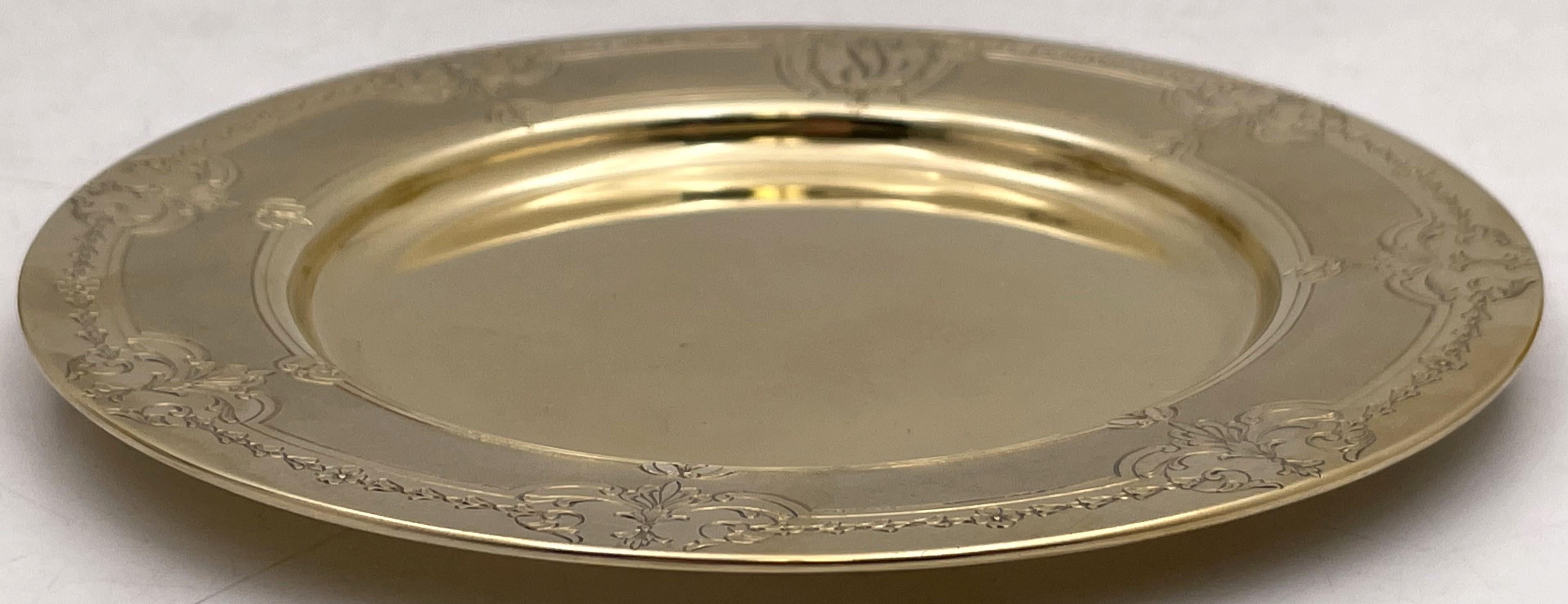Towle Set of 15 Gilt Sterling Silver Dessert / Bread Plates Early 20th Century For Sale 2