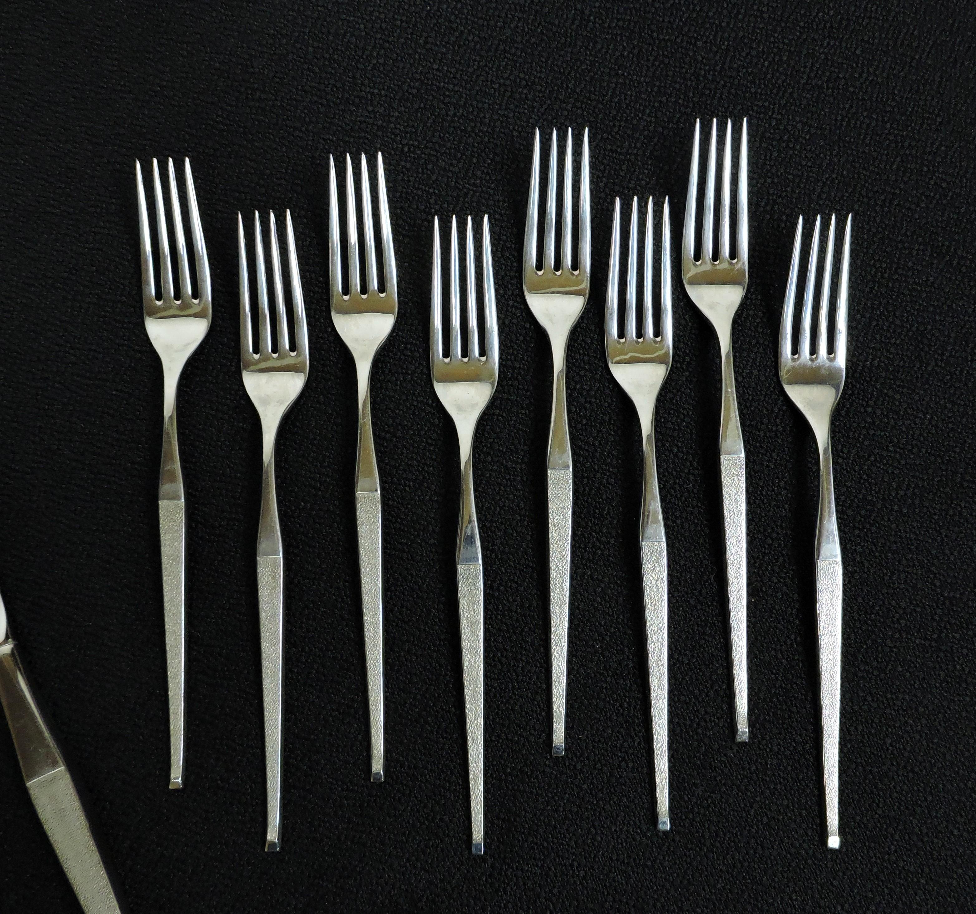 Towle Shape Stainless Mid Century Modern 42 Piece Flatware Service for 8 In Good Condition In Chesterfield, NJ
