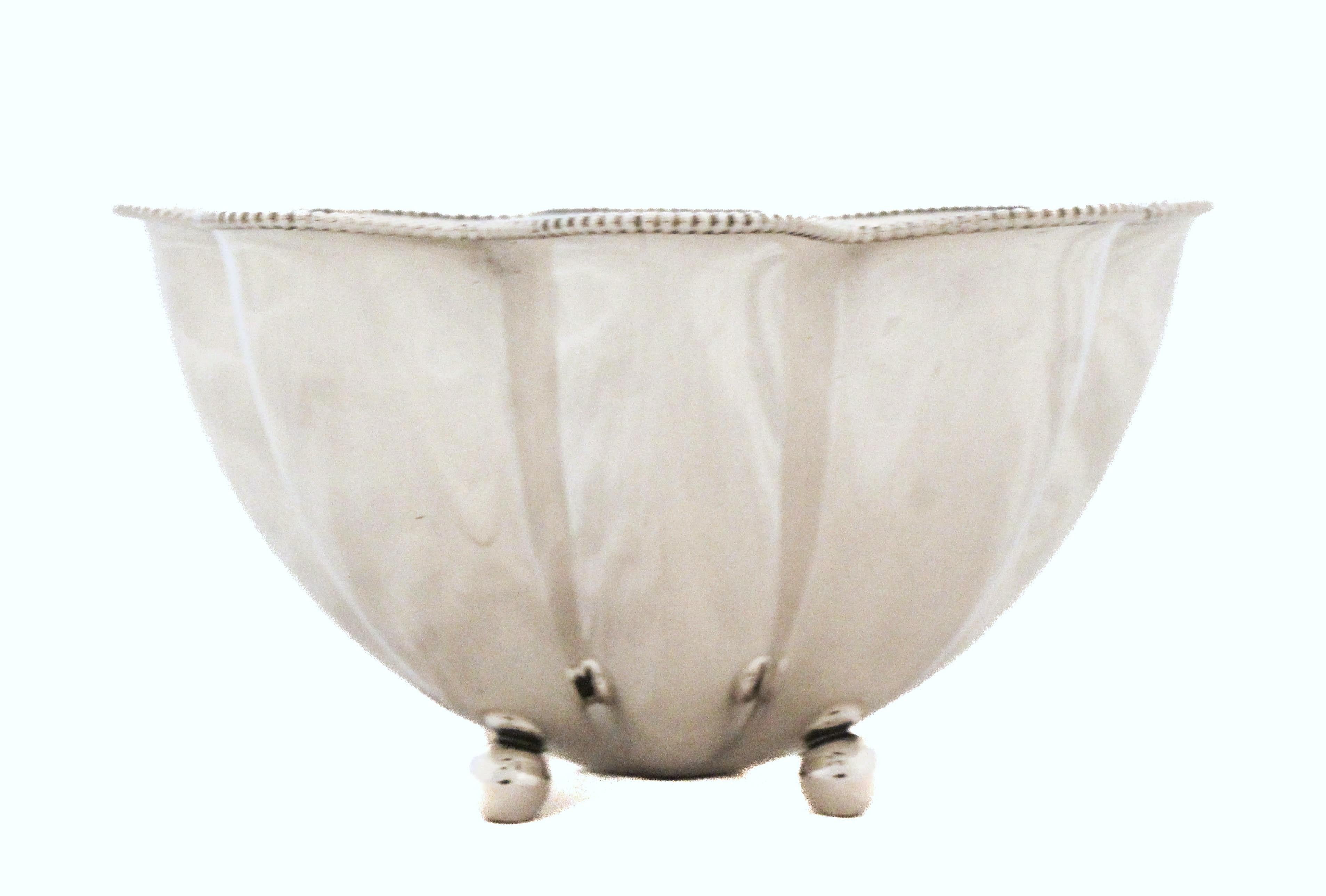 Americano Towle Silversmiths Ciotola smerlata in argento sterling in vendita