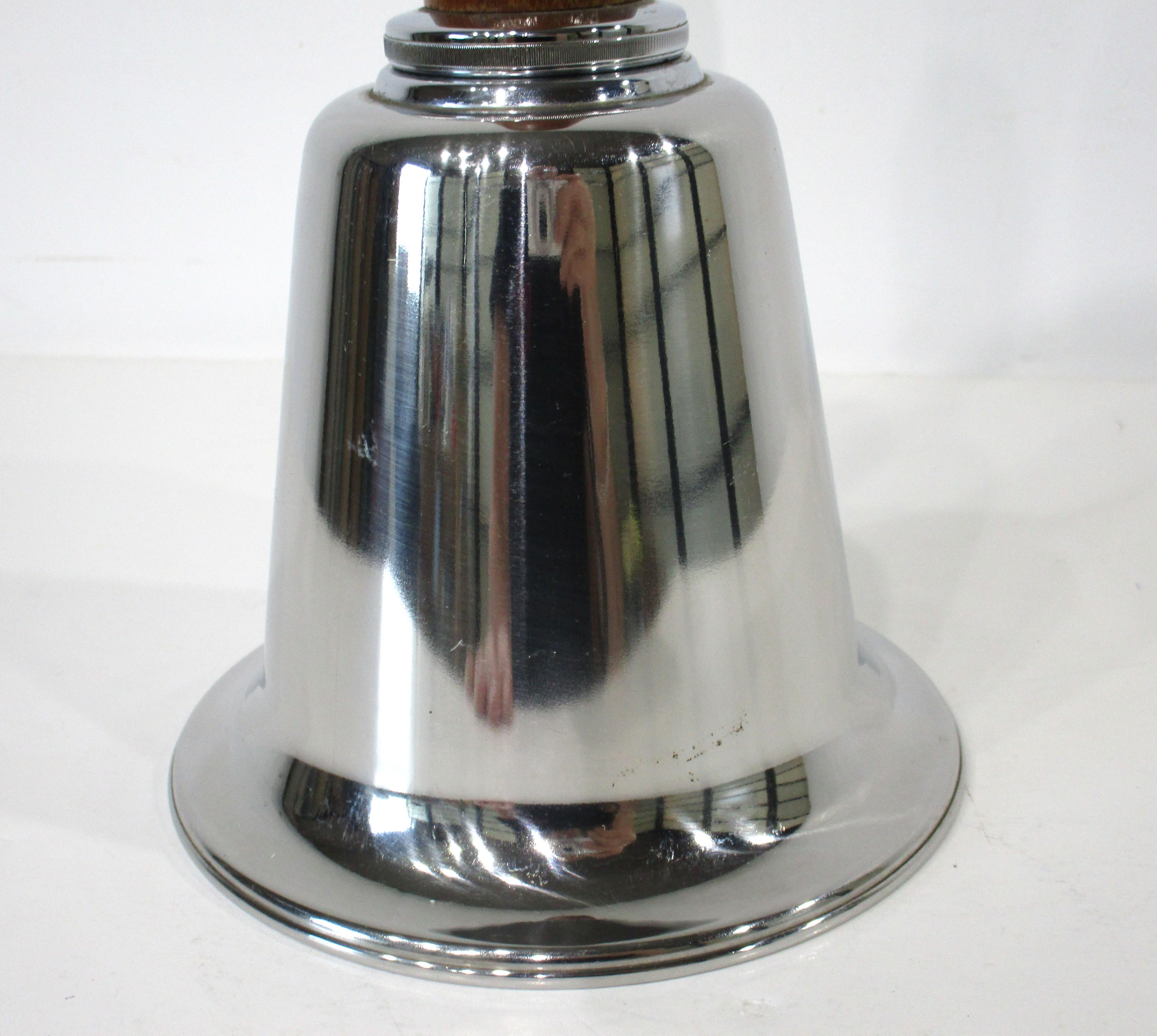 Shaker cocktail Town Crier Bell Bon état - En vente à Cincinnati, OH