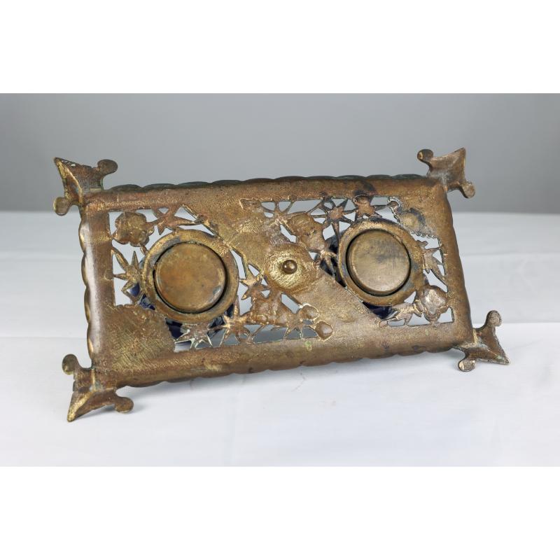 Townshend Art Metal Workers. Birmingham. An Anglo-Japanese brass pen/quill tray. For Sale 14