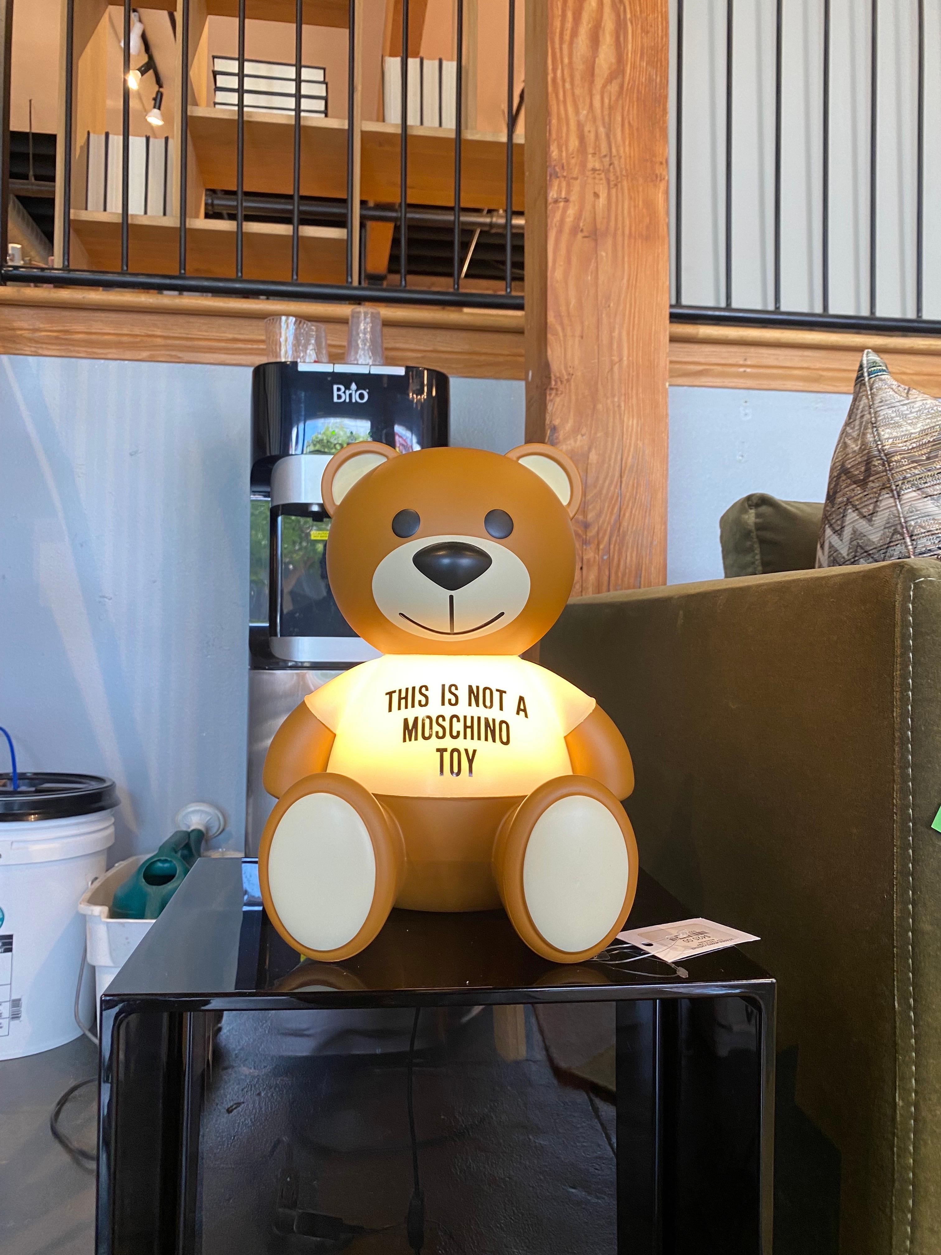 Italiano Lampada da tavolo Moschino Made in Italy in vendita