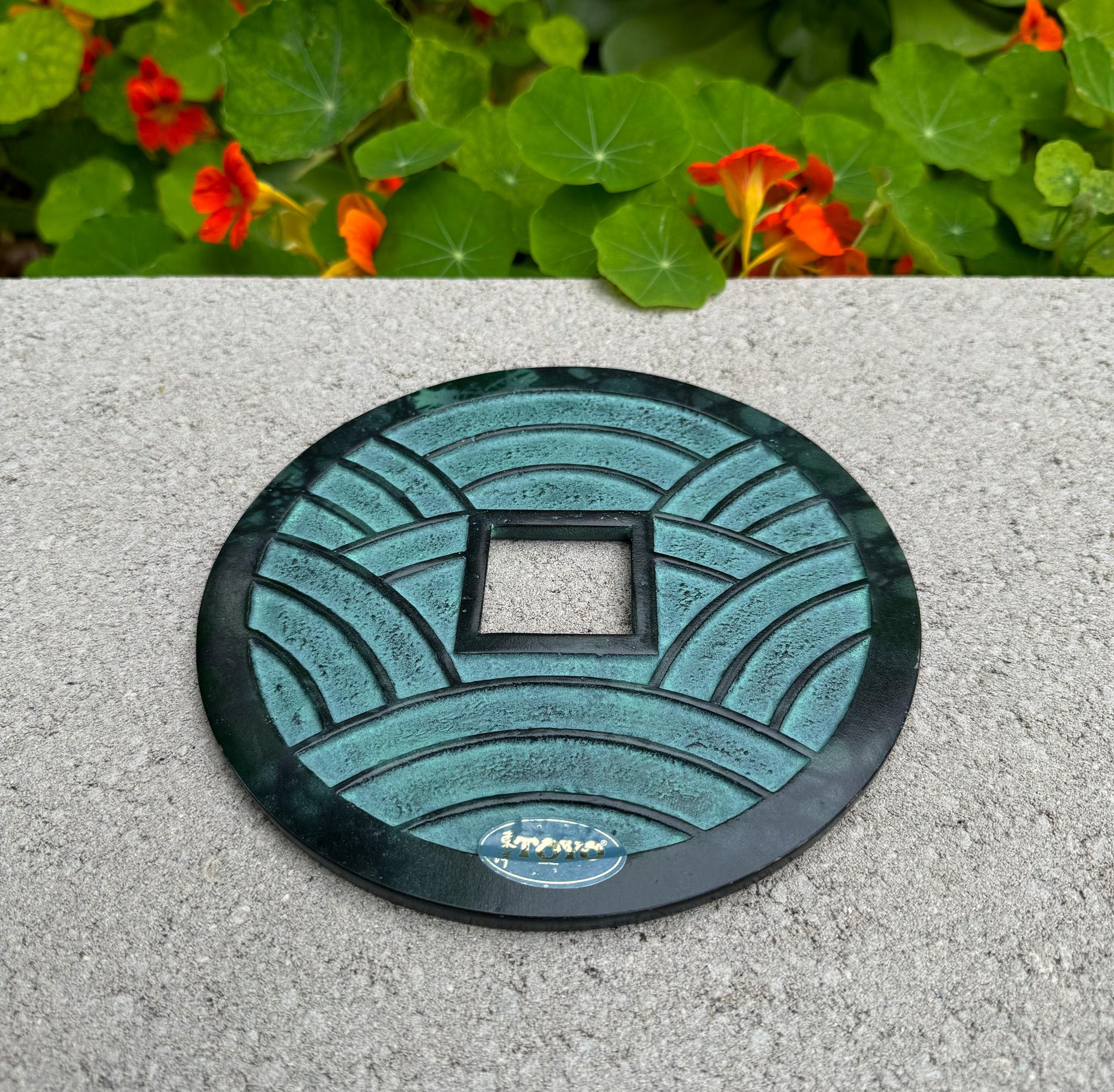 Toyo Eisen Kan'ei Tsūhō Münzskulptur / Untersetzer, Japan, 20. (20. Jahrhundert) im Angebot