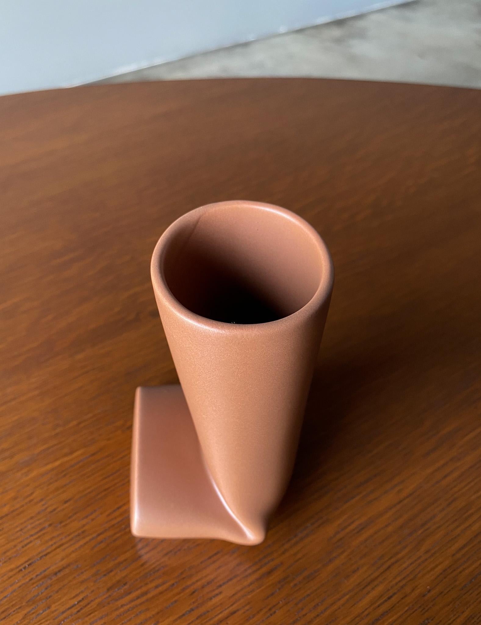 Toyo Modernist Ceramic Ikebana Vase, Japan, 20th Century 5