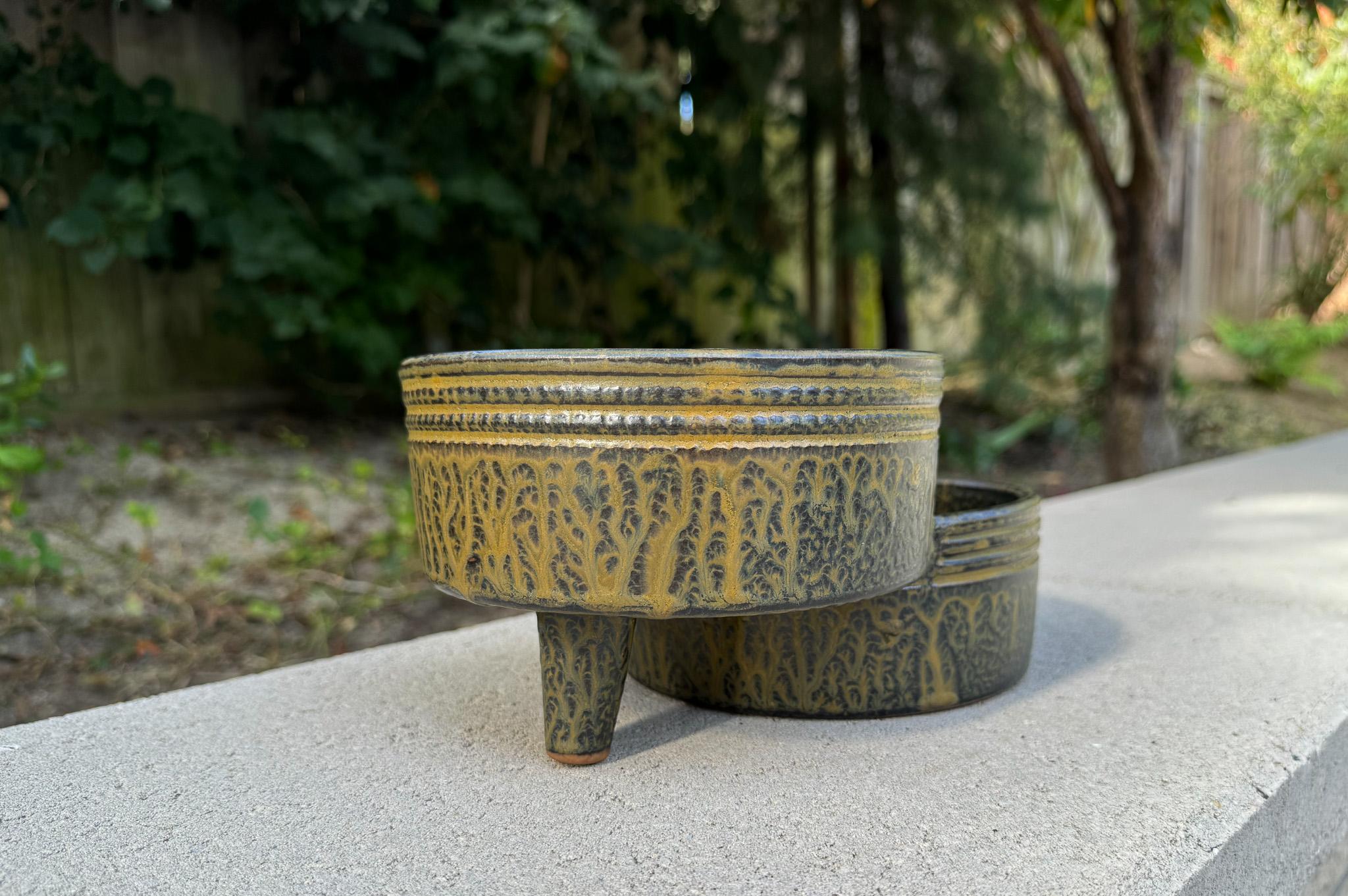 Vaso in ceramica Ikebana modernista di Toyo a due livelli, Giappone C.C. 1965 in vendita 3
