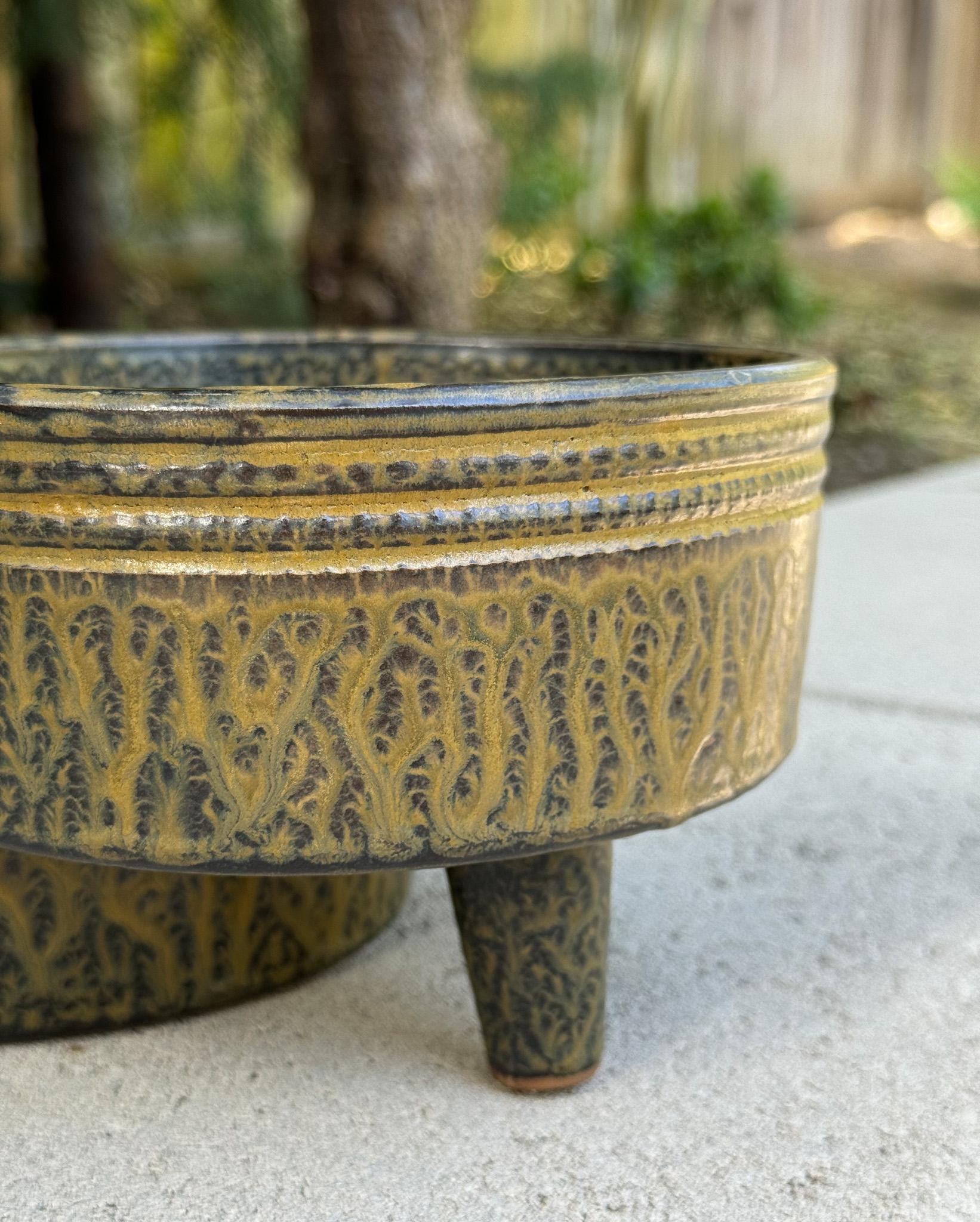 Mid-Century moderno Vaso in ceramica Ikebana modernista di Toyo a due livelli, Giappone C.C. 1965 in vendita