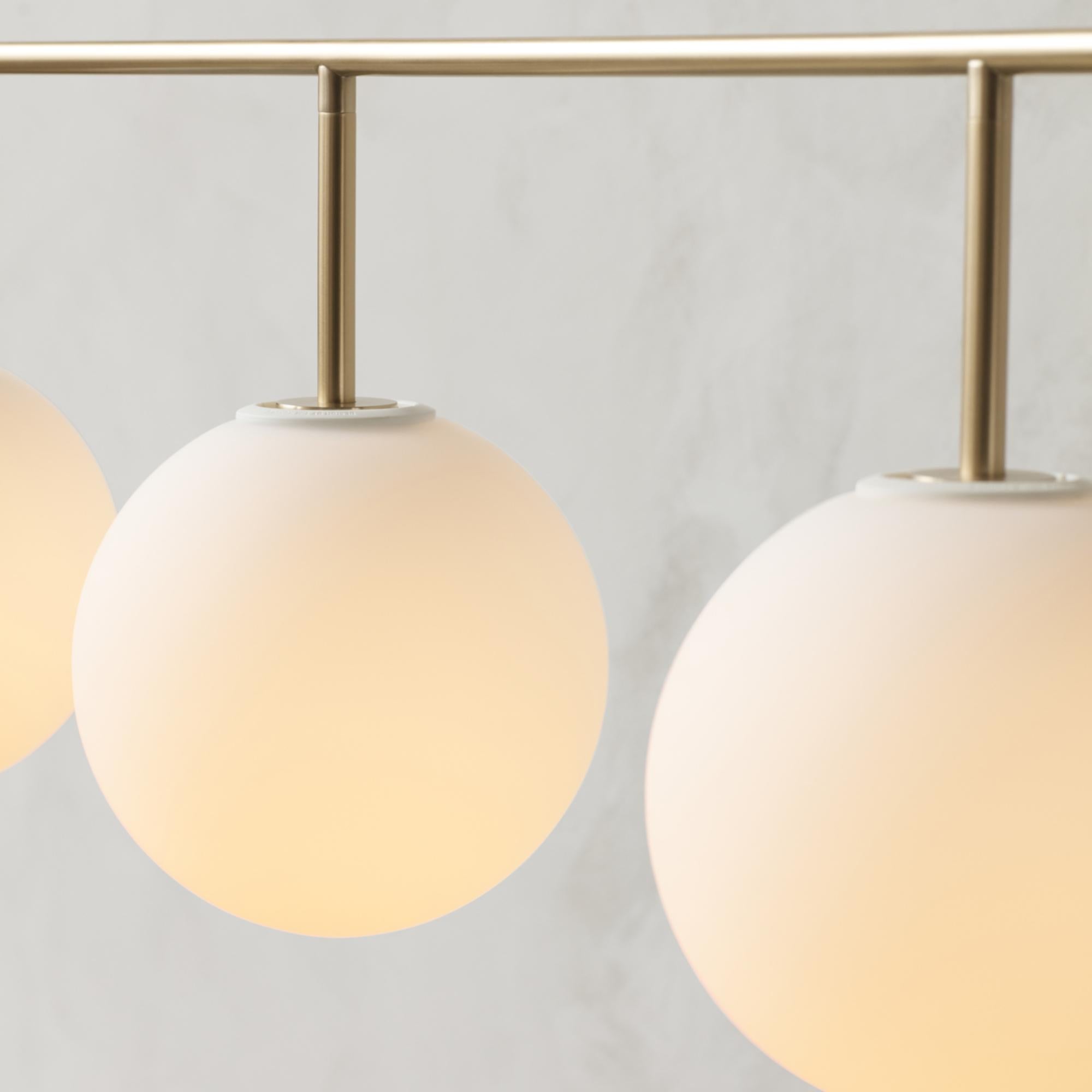TR Bulb, Suspension Frame, Brushed Brass, Matte Opal, Dim-to-Warm In New Condition For Sale In San Marcos, CA
