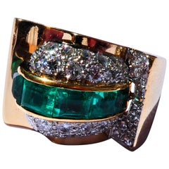 Trabert & Hoeffer Mauboussin 1940s Emerald Diamond Domed Rose Gold Cocktail Ring