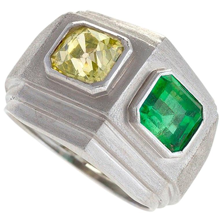 Trabert & Hoeffer Mauboussin Art Deco Yellow Diamond, Emerald and Platinum Ring