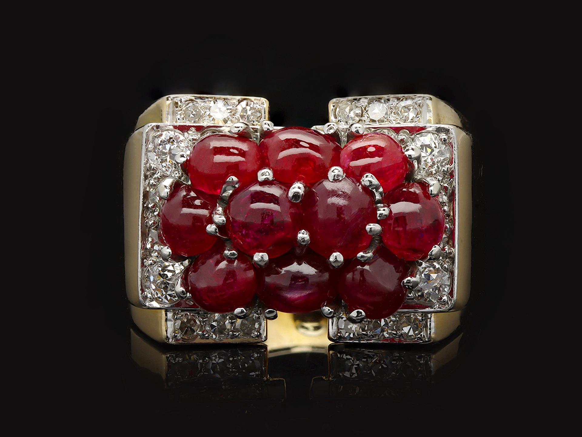 Trabert & Hoeffer con anillo de cóctel de rubí birmano Mauboussin, hacia 1940. en Bueno estado para la venta en London, GB