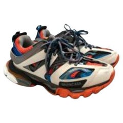 Track trainers orange and blue