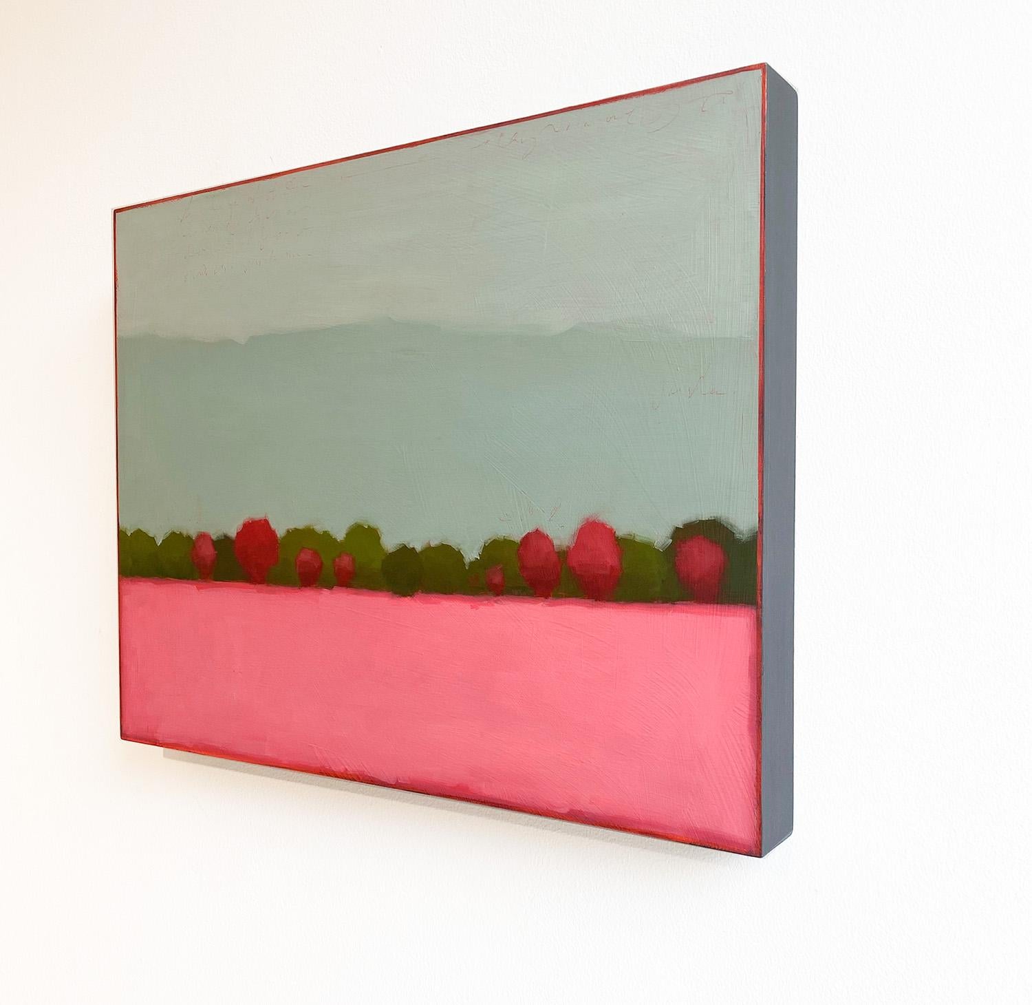 Field de couleurs 608 (peinture de paysage contemporaine, ligne d'arbre au-delà d'un champ rose) - Painting de Tracy Helgeson
