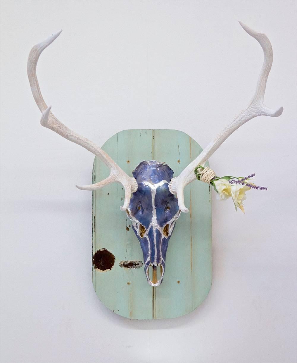 Griffin Original, Authentic stag skull and horns, acrylic, silver leaf and resin - Mixed Media Art by Tracy L. Griffith