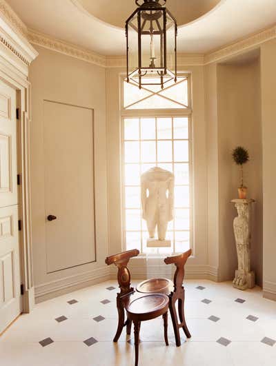  Traditional Family Home Entry and Hall. Country House by Eric Cohler.