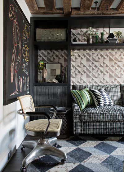  Contemporary Vacation Home Living Room. Paris Pied-a-terre by Hubert Zandberg Interiors.