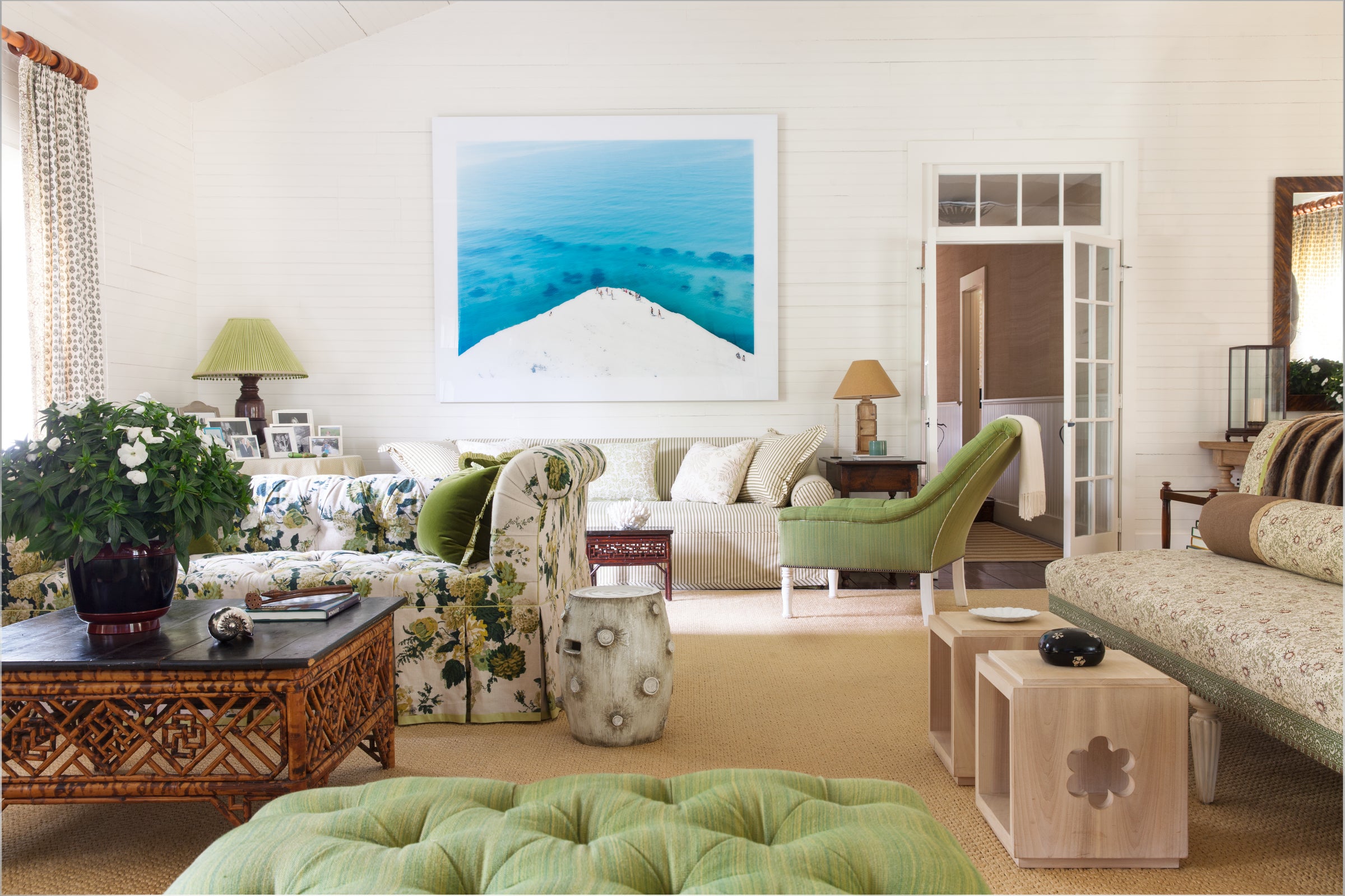 Traditional Living Room