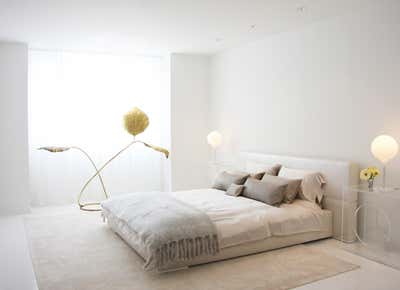  Contemporary Family Home Bedroom. Harborside Penthouse by Kelly Behun | STUDIO.