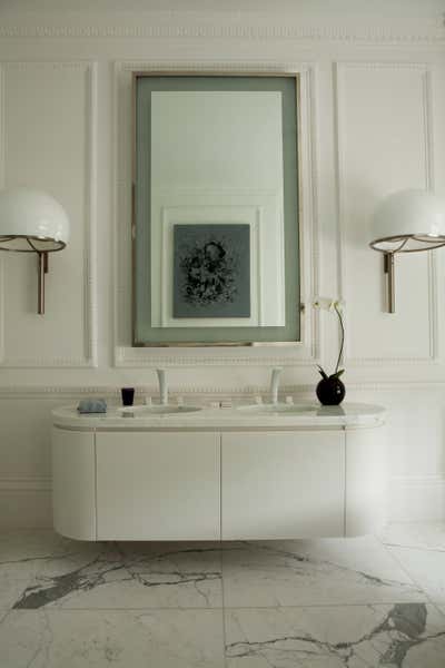  Contemporary Family Home Bathroom. London Townhouse by Francis Sultana.