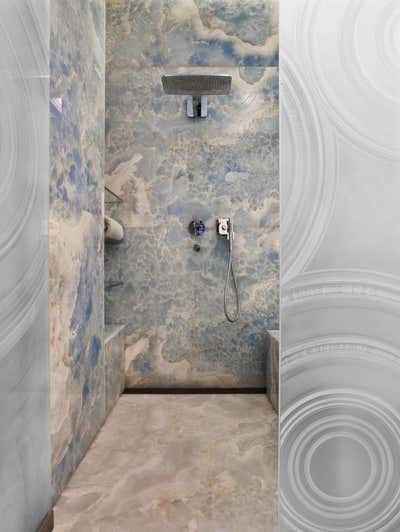  Mid-Century Modern Family Home Bathroom. Ripple Effect by Harry Heissmann Inc..