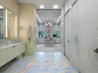  Mid-Century Modern Family Home Bathroom. Ripple Effect by Harry Heissmann Inc..