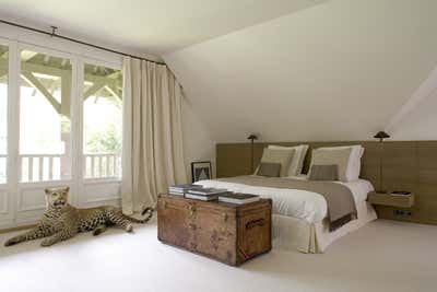  Contemporary Family Home Bedroom. Villa France by Bismut & Bismut.