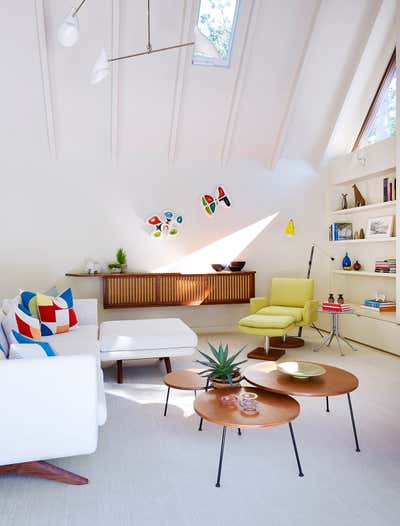 Contemporary Living Room. East Hampton Retreat  by Amy Lau Design.
