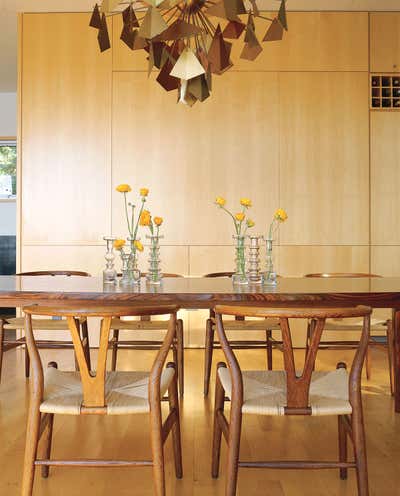 Contemporary Country House Dining Room. Kent Lake House by Amy Lau Design.