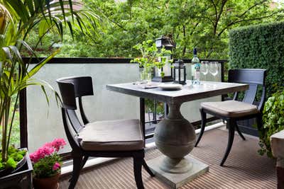  Eclectic Family Home Patio and Deck. Post-War Apartment with a Point of View by Glenn Gissler Design.