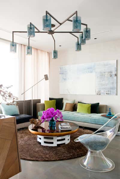  Modern Apartment Living Room. South Beach Apartment by Frank Roop Design Interiors.