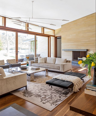  Family Home Living Room. Austin Lake Residence by Vaughn Miller Studio.