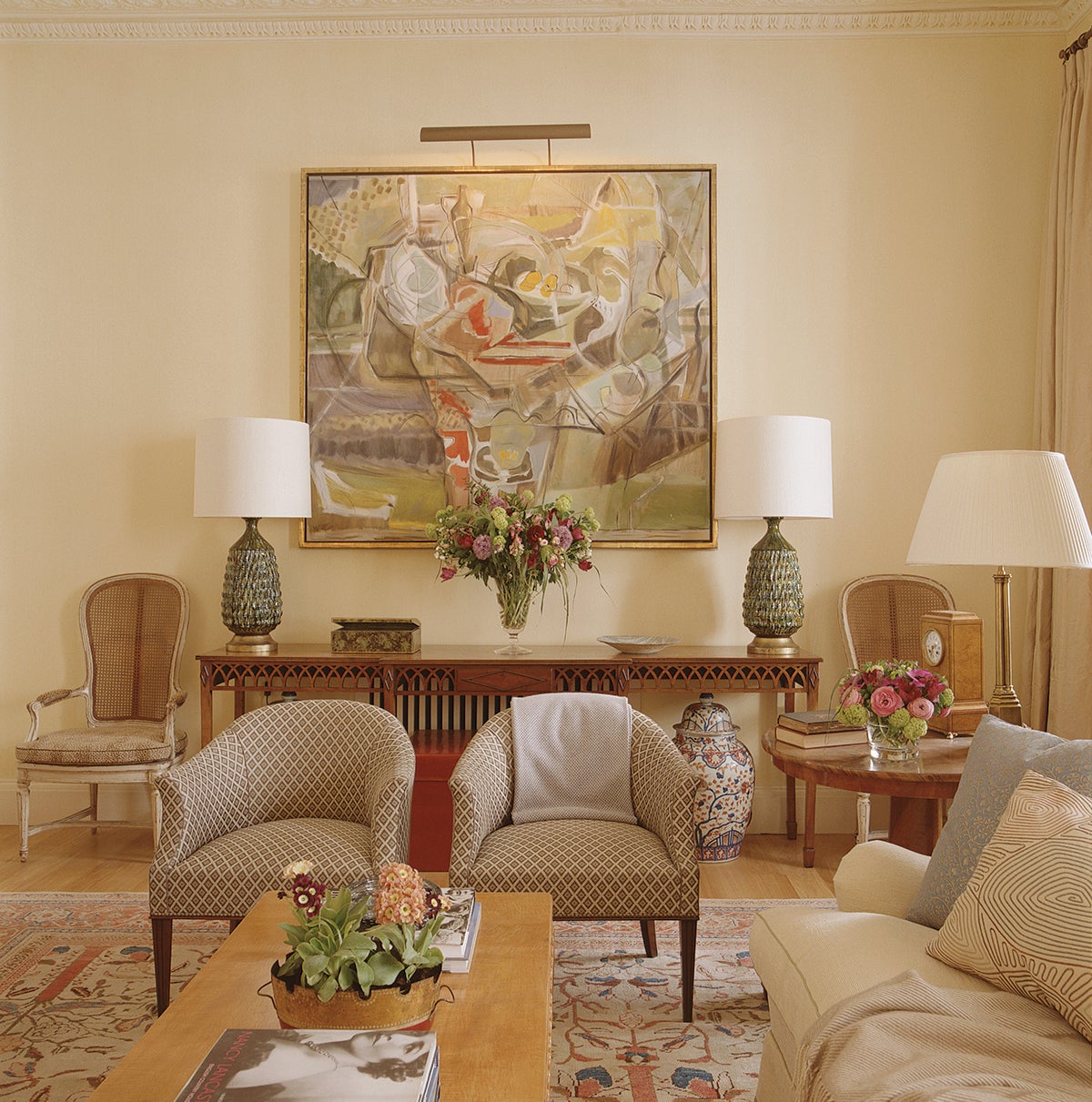 Living Room by Sibyl Colefax & John Fowler 1stDibs