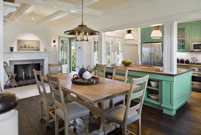  Organic Beach House Kitchen. Nantucket Beach House by Kligerman Architecture and Design.