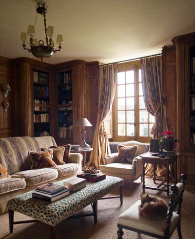  Traditional Country House Living Room. Château du Grand-Lucé by Timothy Corrigan, Inc..