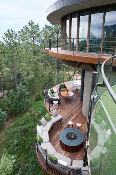 Contemporary Vacation Home Patio and Deck. Round House by Emily Summers Design.