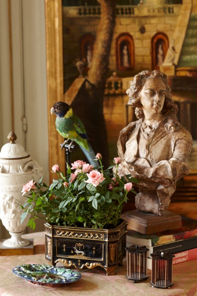 Living Room Design Ideas & Pictures on 1stdibs