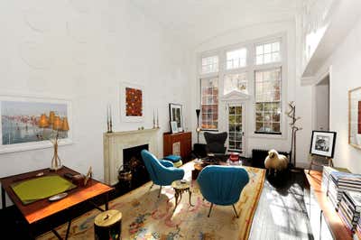 Modern Living Room. Greenwich Village Duplex by Michael Haverland Architect.